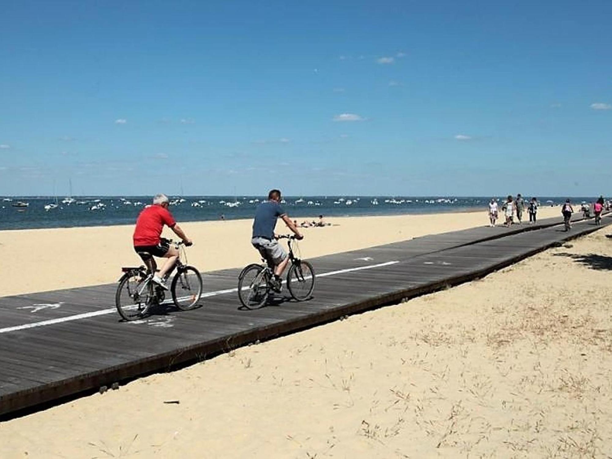 Arcachon - T2 Cabine Renove Avec Balcon Proche Plage Et Centre Ville - Fr-1-420-91 Экстерьер фото